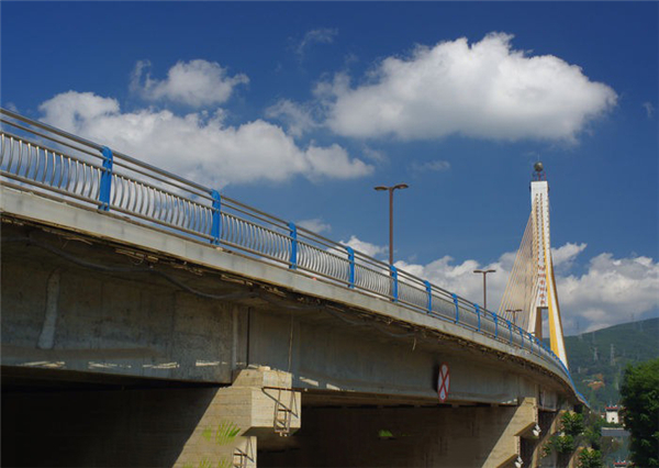 密云304不锈钢桥梁护栏：安全、耐用与美观的完美结合
